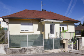 Maison au n° 5 rue Emile Cattin, de trois quarts gauche. © Région Bourgogne-Franche-Comté, Inventaire du patrimoine