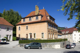 Vue d'ensemble, depuis l'ouest. © Région Bourgogne-Franche-Comté, Inventaire du patrimoine