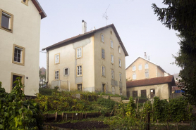 Façades postérieure et latérale droite. © Région Bourgogne-Franche-Comté, Inventaire du patrimoine