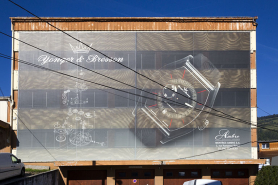 Corps nord : façade antérieure (masquée par un voile publicitaire). © Région Bourgogne-Franche-Comté, Inventaire du patrimoine