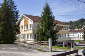 Façades postérieure et latérale gauche. © Région Bourgogne-Franche-Comté, Inventaire du patrimoine
