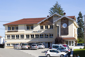 Façade antérieure, de trois quarts droite. © Région Bourgogne-Franche-Comté, Inventaire du patrimoine