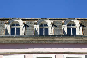 Façade antérieure : lucarnes. © Région Bourgogne-Franche-Comté, Inventaire du patrimoine
