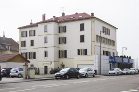 Façades postérieue et latérale gauche. © Région Bourgogne-Franche-Comté, Inventaire du patrimoine