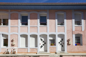 Bâtiment sur cour : façade antérieure. © Région Bourgogne-Franche-Comté, Inventaire du patrimoine