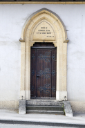 Façade antérieure : porte. © Région Bourgogne-Franche-Comté, Inventaire du patrimoine