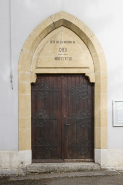 Façade latérale gauche : entrée. © Région Bourgogne-Franche-Comté, Inventaire du patrimoine