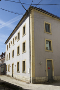 Façade postérieure, vue en enfilade. © Région Bourgogne-Franche-Comté, Inventaire du patrimoine
