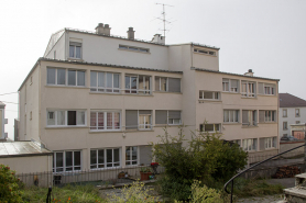 Bâtiment sud : façade postérieure, de trois quarts gauche. © Région Bourgogne-Franche-Comté, Inventaire du patrimoine