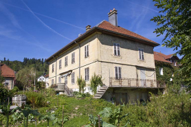 Corps sud : façades postérieure et latérale droite. © Région Bourgogne-Franche-Comté, Inventaire du patrimoine