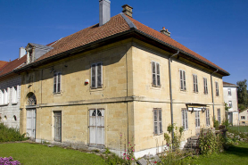 Corps sud : façades antérieure et latérale droite. © Région Bourgogne-Franche-Comté, Inventaire du patrimoine