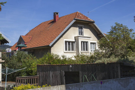 Maison : façade postérieure, de trois quarts gauche. © Région Bourgogne-Franche-Comté, Inventaire du patrimoine