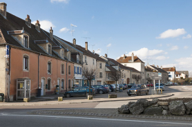 Place du Général de Gaulle. © Région Bourgogne-Franche-Comté, Inventaire du patrimoine