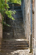 Escalier menant de la Grande Rue au château © Région Bourgogne-Franche-Comté, Inventaire du patrimoine