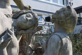 Détail des faces. © Région Bourgogne-Franche-Comté, Inventaire du patrimoine