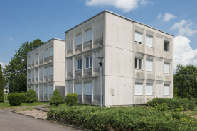 Angle sud-ouest des logements de fonction. © Région Bourgogne-Franche-Comté, Inventaire du patrimoine