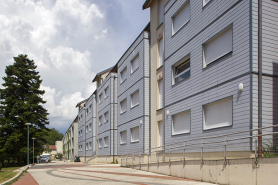 Façade antérieure ouest sur cour de l'externat nord-est et de l'internat, depuis le sud-ouest. © Région Bourgogne-Franche-Comté, Inventaire du patrimoine