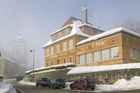 Vue d'ensemble, depuis l'est, en hiver. © Région Bourgogne-Franche-Comté, Inventaire du patrimoine