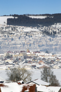 La ville en hiver par temps de brouillard, vue depuis Montlebon. © Région Bourgogne-Franche-Comté, Inventaire du patrimoine