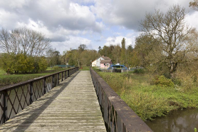 Détail de la passerelle enjambant le Coney. © Région Bourgogne-Franche-Comté, Inventaire du patrimoine