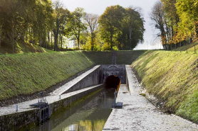 Le canal et le tunnel, vue amont. © Région Bourgogne-Franche-Comté, Inventaire du patrimoine