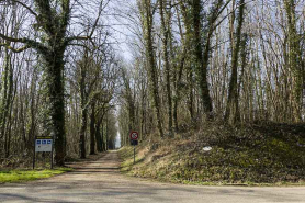 Remblai au dessus de l'ouvrage. © Région Bourgogne-Franche-Comté, Inventaire du patrimoine