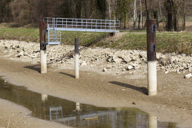 Curage du canal de navigation. © Région Bourgogne-Franche-Comté, Inventaire du patrimoine