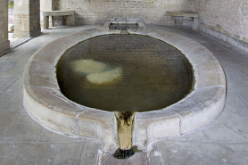 Intérieur : le bassin. © Région Bourgogne-Franche-Comté, Inventaire du patrimoine