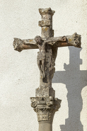 Détail : le Christ en croix. © Région Bourgogne-Franche-Comté, Inventaire du patrimoine