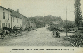 Demangevelle. Chemin de la gare et route de Corre. Carte postale. © Région Bourgogne-Franche-Comté, Inventaire du patrimoine