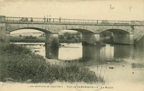 Pont de Demangevelle. Le moulin. Carte postale. © Région Bourgogne-Franche-Comté, Inventaire du patrimoine