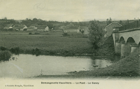 Demangevelle. Le pont. Le Coney. Carte postale. © Région Bourgogne-Franche-Comté, Inventaire du patrimoine