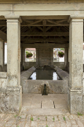 Vue sur le bassin intérieur. © Région Bourgogne-Franche-Comté, Inventaire du patrimoine