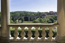 Vue sur la côte et le viaduc depuis la demeure Dutailly. © Région Bourgogne-Franche-Comté, Inventaire du patrimoine