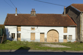 Ferme comprenant deux habitations et une partie agricole commune. © Région Bourgogne-Franche-Comté, Inventaire du patrimoine