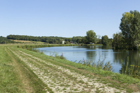 Le chemin de halage. © Région Bourgogne-Franche-Comté, Inventaire du patrimoine