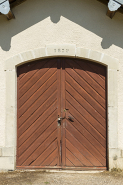 La porte du magasin. © Région Bourgogne-Franche-Comté, Inventaire du patrimoine