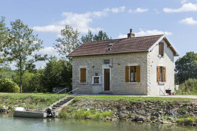 La maison de l'éclusier. © Région Bourgogne-Franche-Comté, Inventaire du patrimoine