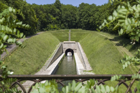 Entrée aval du tunnel, vue prise depuis le pont. © Région Bourgogne-Franche-Comté, Inventaire du patrimoine