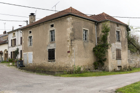 Maison à l'angle de la rue vieille et de la rue de la fontaine. © Région Bourgogne-Franche-Comté, Inventaire du patrimoine