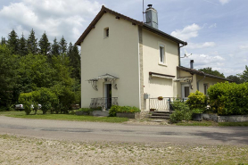 Ancienne maison du chef de gare, 32 rue de la filature. © Région Bourgogne-Franche-Comté, Inventaire du patrimoine
