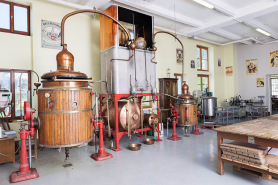 Salle de distillation. © Région Bourgogne-Franche-Comté, Inventaire du patrimoine