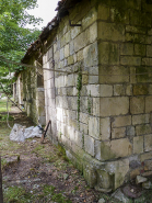 Ensemble de dépendances à droite de la maison. © Région Bourgogne-Franche-Comté, Inventaire du patrimoine