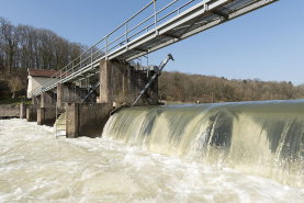 La passerelle du barrage. © Région Bourgogne-Franche-Comté, Inventaire du patrimoine