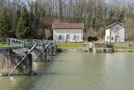 Le barrage et la maison du barragiste. © Région Bourgogne-Franche-Comté, Inventaire du patrimoine