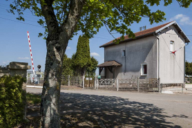 Maison garde-barrière, Grande rue. © Région Bourgogne-Franche-Comté, Inventaire du patrimoine