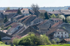 Vue sur le village. © Région Bourgogne-Franche-Comté, Inventaire du patrimoine