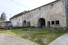Les anciennes granges. © Région Bourgogne-Franche-Comté, Inventaire du patrimoine