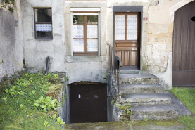 Entrée de cave. © Région Bourgogne-Franche-Comté, Inventaire du patrimoine