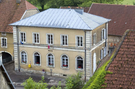 Vue rapprochée depuis le château. © Région Bourgogne-Franche-Comté, Inventaire du patrimoine